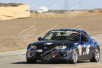 media/Oct-15-2023-CalClub SCCA (Sun) [[64237f672e]]/Group 6/Qualifying/